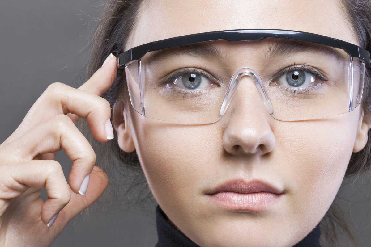 Советы оптометриста: как правильно подобрать очки и линзы