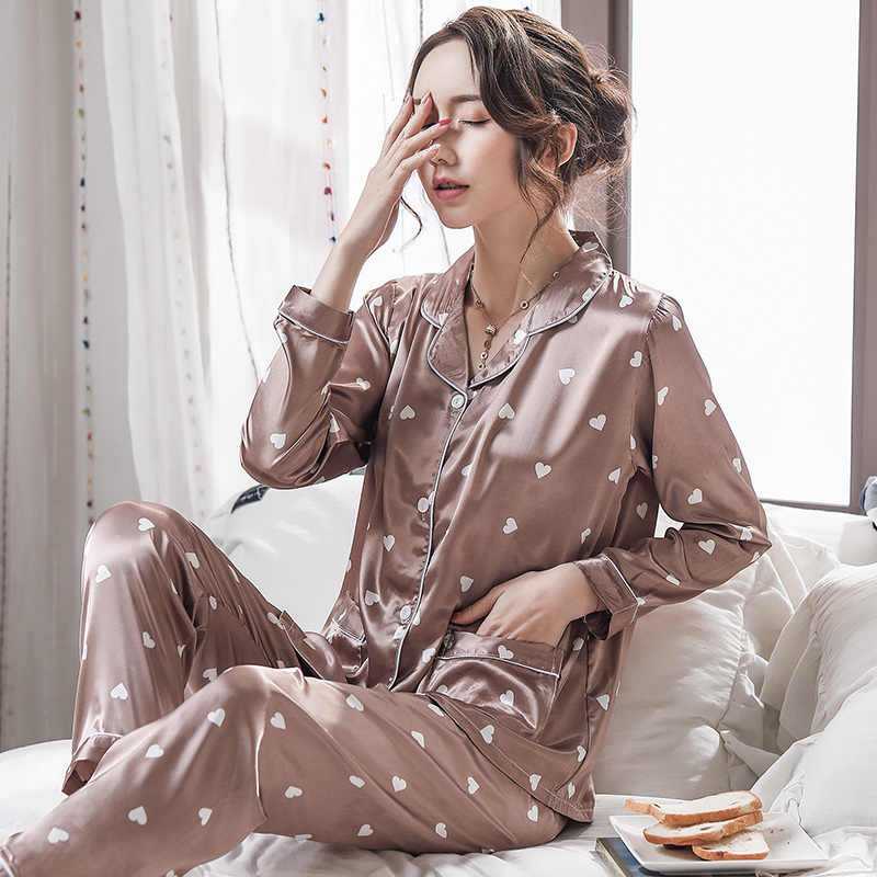 Что такое слитная пижама: выбор, материалы, преимущества и недостатки