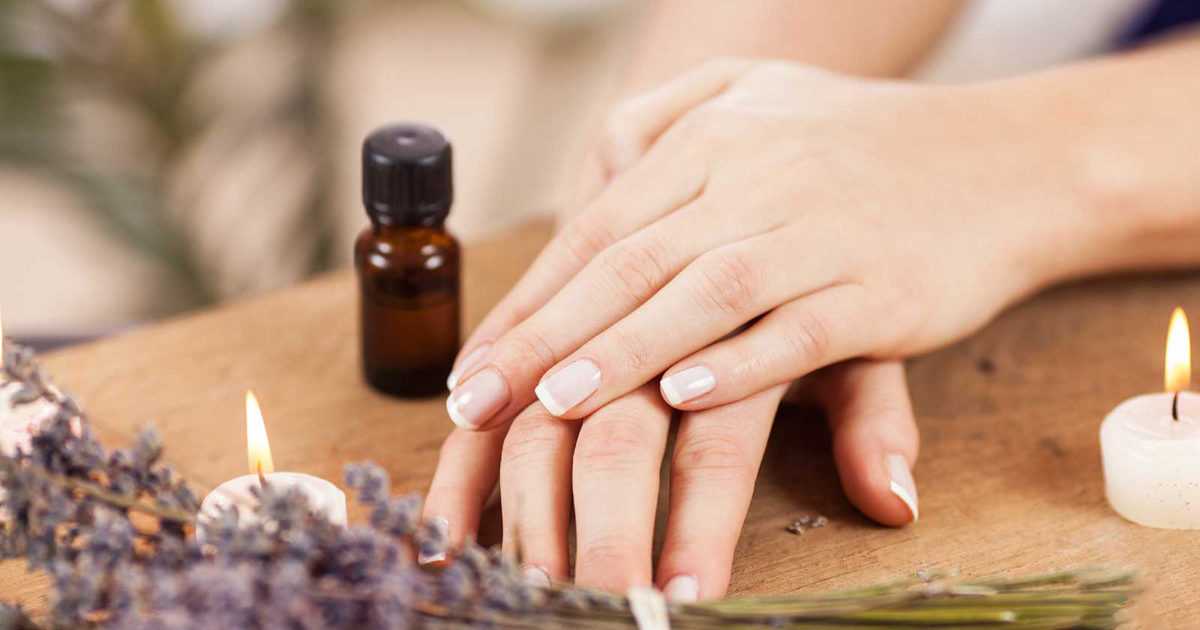 10 лучших масел для кутикулы, которые восстановят и смягчат кожу вокруг ногтей