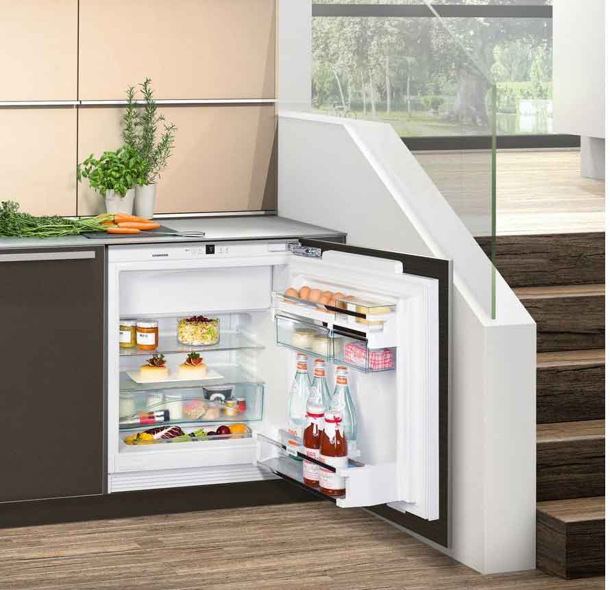 В статье представлен обзор лучших моделей однокамерных холодильников без морозильной камеры, производителей Описаны преимущества и недостатки моделей
